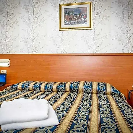 Emmaus 3* Roma