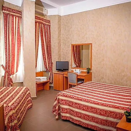 Hotel Emmaus 3*