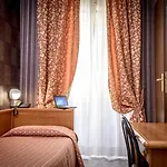 Hotel Emmaus 3*
