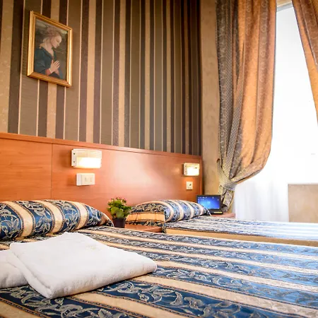Hotel Emmaus Rom